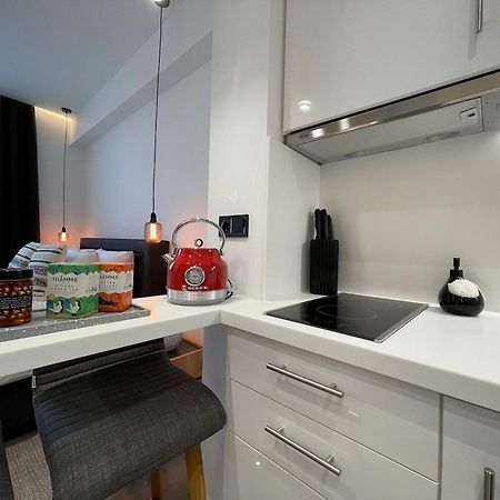 Milos 513 Plaka - Monastiraki By Superhost Hub Athens Ngoại thất bức ảnh