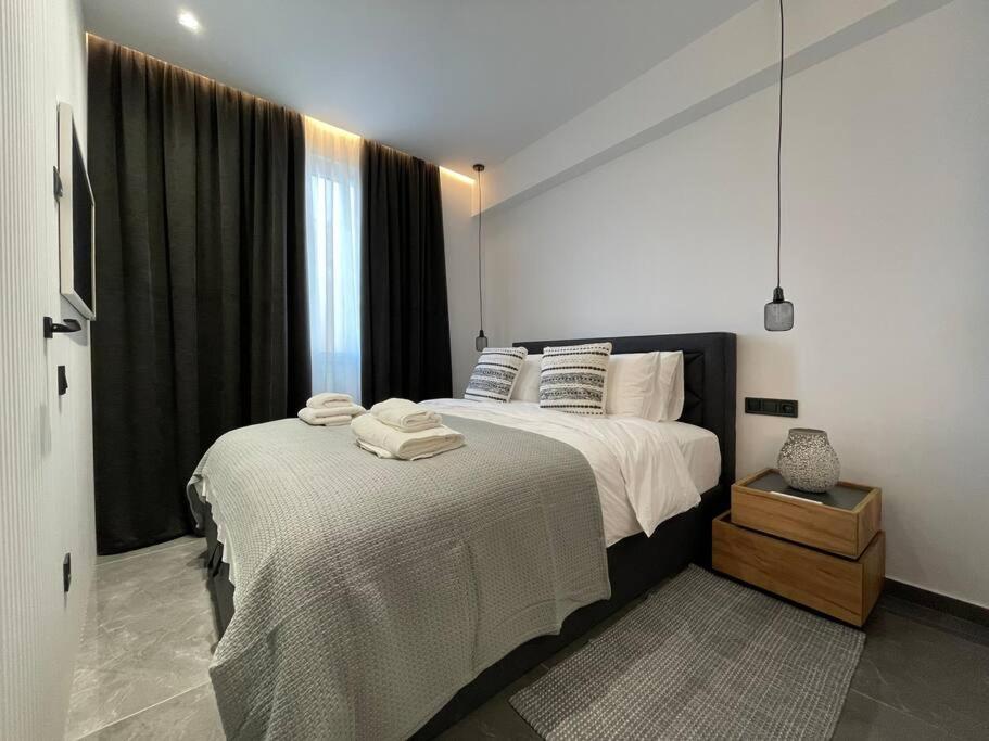 Milos 513 Plaka - Monastiraki By Superhost Hub Athens Ngoại thất bức ảnh