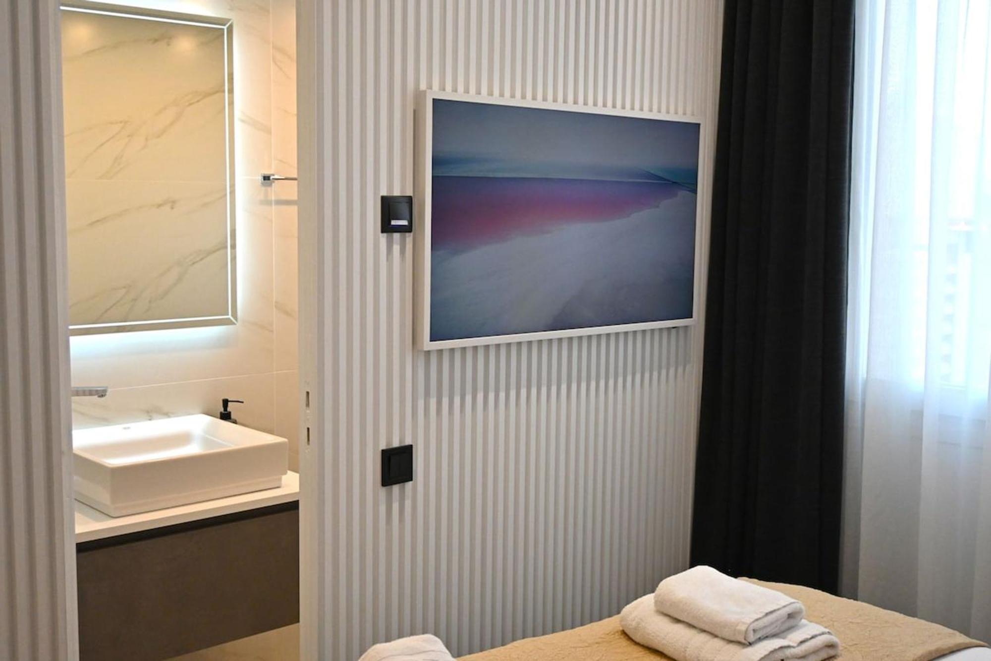 Milos 513 Plaka - Monastiraki By Superhost Hub Athens Ngoại thất bức ảnh
